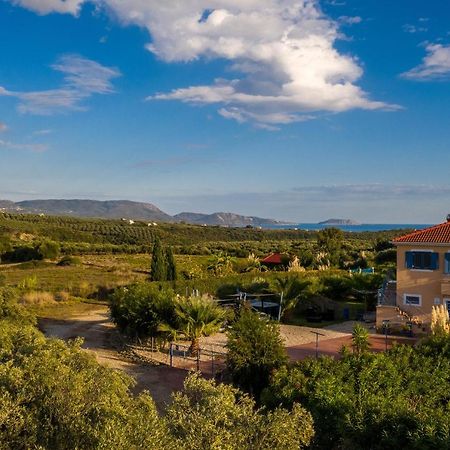Villa Finiki Messinia Upstairs エクステリア 写真