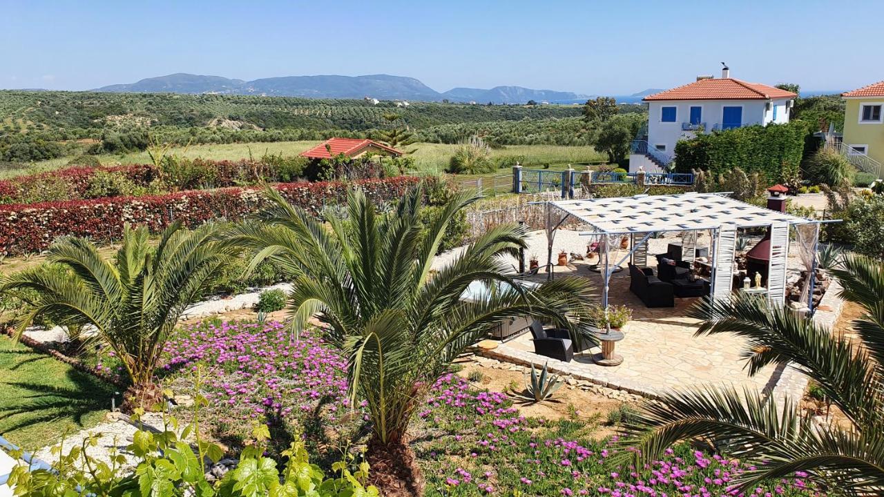 Villa Finiki Messinia Upstairs エクステリア 写真