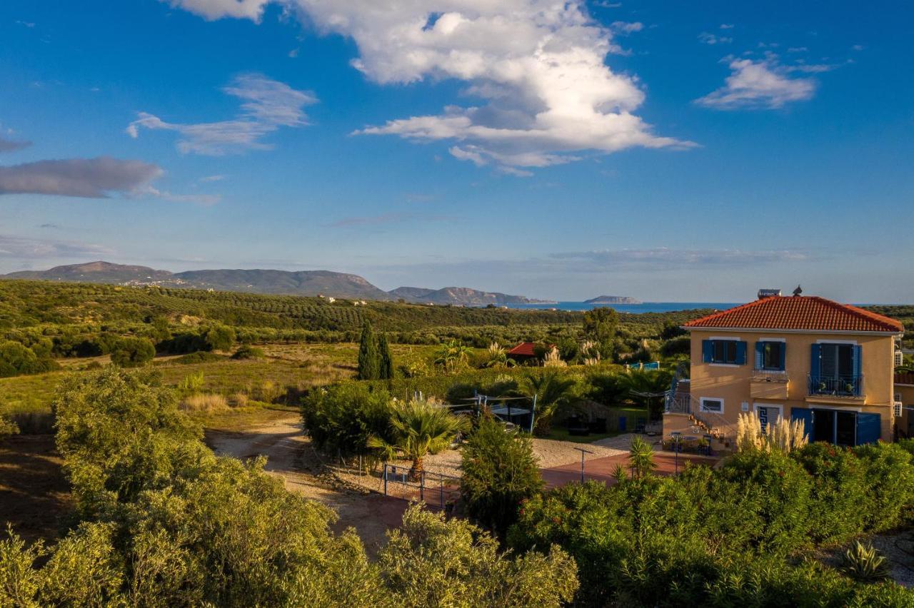 Villa Finiki Messinia Upstairs エクステリア 写真